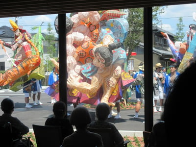 天下の奇祭！万燈祭り